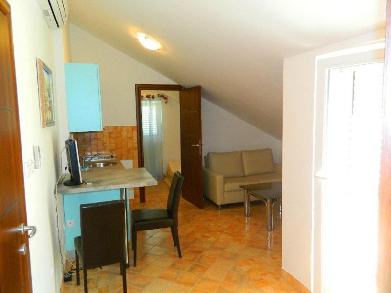 Hacienda Valmare Apartment Брела Екстериор снимка