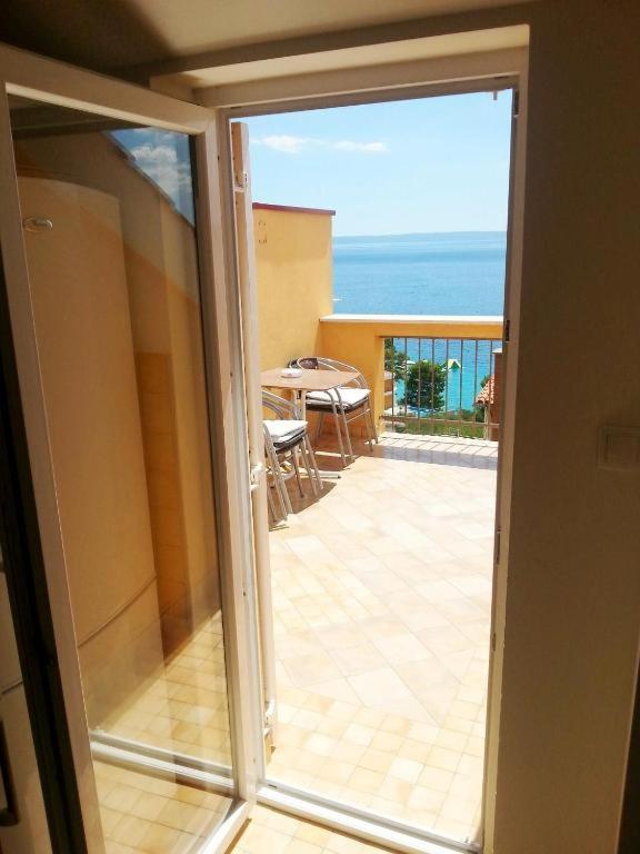 Hacienda Valmare Apartment Брела Екстериор снимка