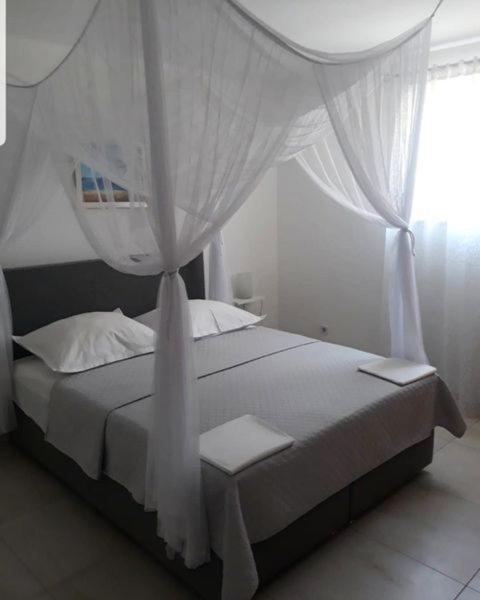 Hacienda Valmare Apartment Брела Екстериор снимка