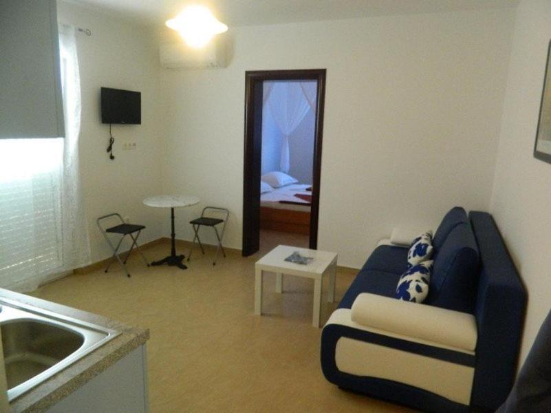 Hacienda Valmare Apartment Брела Екстериор снимка